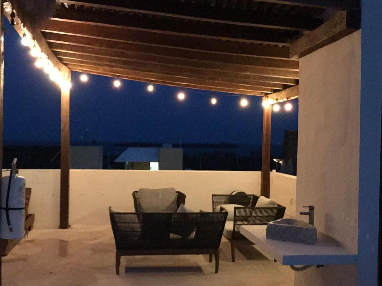 Hotel Luna Roja Holbox Exteriör bild