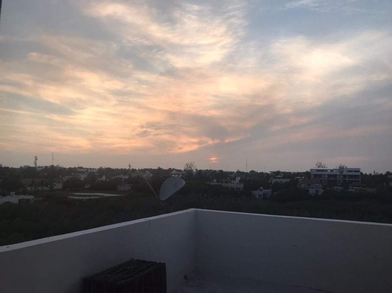 Hotel Luna Roja Holbox Exteriör bild